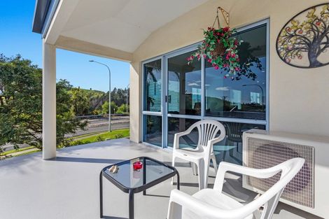 Photo of property in 118 Hillcrest Road, Whakatane, 3120