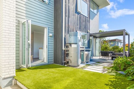 Photo of property in 61 Buckley Avenue, Hobsonville, Auckland, 0616