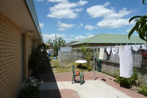 Photo of property in 6 Chancery Close, Hamilton East, Hamilton, 3216