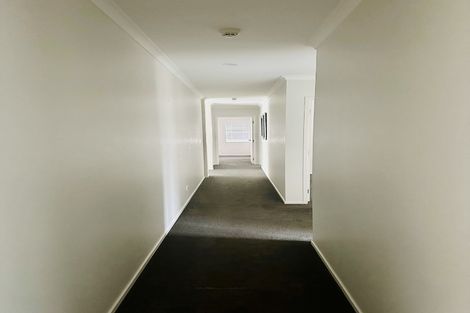 Photo of property in 18 Castellina Drive, Karaka, Papakura, 2113