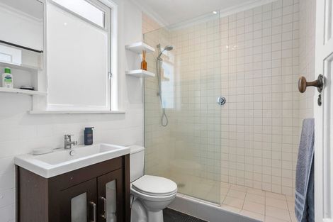 Photo of property in 4/28 Saint Georges Bay Road, Parnell, Auckland, 1052