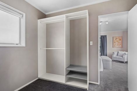 Photo of property in 100 Larsen Crescent, Tawa, Wellington, 5028