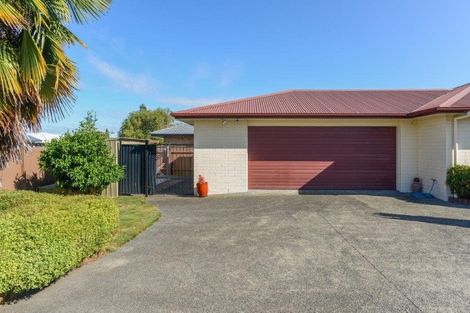 Photo of property in 413 Southland Place, Raureka, Hastings, 4120