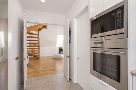 Photo of property in 22/15 Peterborough Street, Christchurch Central, Christchurch, 8013