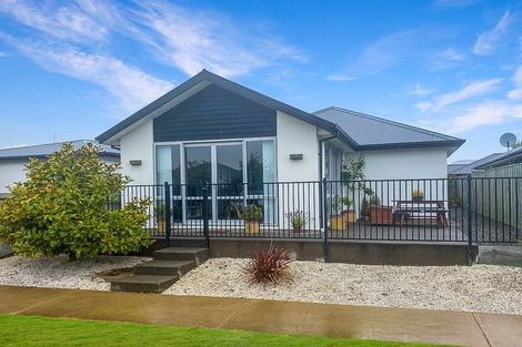 Photo of property in 36 Whakatipu Street, Pegasus, 7612