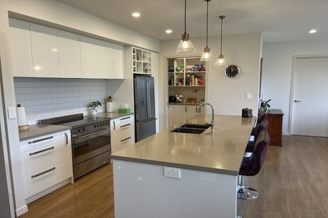 Photo of property in 6 Deol Drive, Pukekohe, 2120