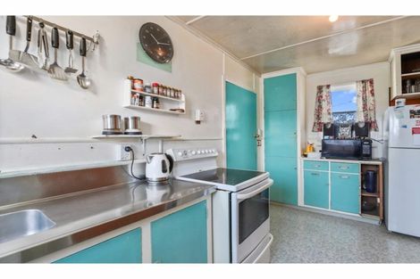 Photo of property in 18 Farmer Road, Waitoa, 3310