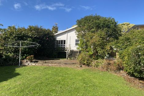 Photo of property in 123 Pendarves Street, New Plymouth, 4312