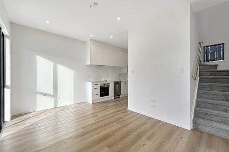 Photo of property in 8/27 Glenorchy Street, Glen Eden, Auckland, 0602