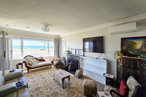 Photo of property in 97 The Esplanade, Westshore, Napier, 4110