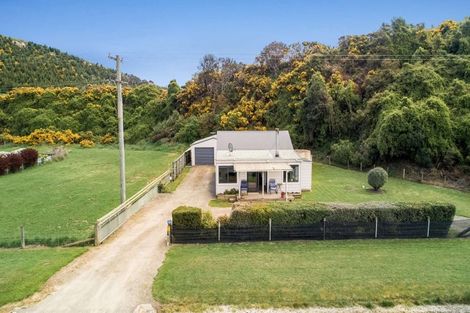 Photo of property in 1354 Toko Mouth Road, Toko Mouth, Milton, 9292