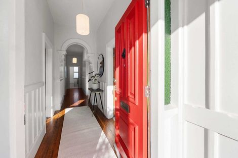 Photo of property in 47 Waltham Road, Sydenham, Christchurch, 8023