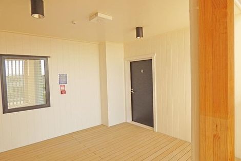 Photo of property in 8/169 Hobsonville Point Road, Hobsonville, Auckland, 0616