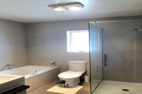 Photo of property in 30 Dromoland Drive, Flat Bush, Auckland, 2019