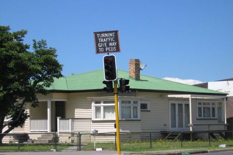 Photo of property in 224 Rosebank Road, Avondale, Auckland, 1026