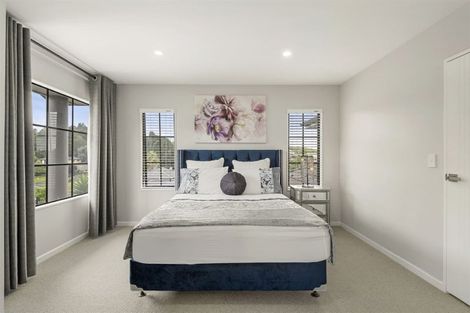 Photo of property in 6 Fairchild Avenue, Goodwood Heights, Auckland, 2105