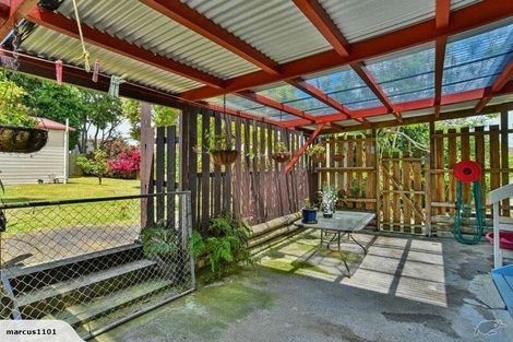Photo of property in 15 Bundena Place, Clendon Park, Auckland, 2103