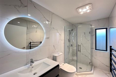 Photo of property in 11 Clayden Shuttleworth Street, Papakura, 2110