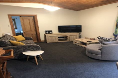 Photo of property in 1 Wikitoria Road, Putiki, Whanganui, 4500