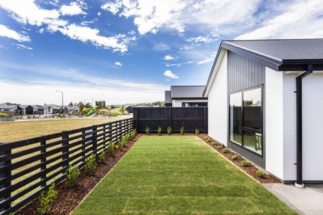 Photo of property in 12 Hiller Green Street, Halswell, Christchurch, 8025