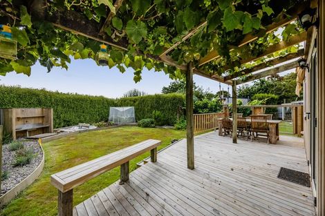 Photo of property in 5 Wynyard Street, Normanby, Hawera, 4614