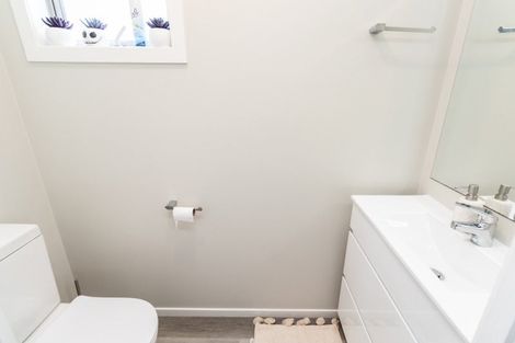 Photo of property in 12b Palmer Crescent, Silverstream, Upper Hutt, 5019