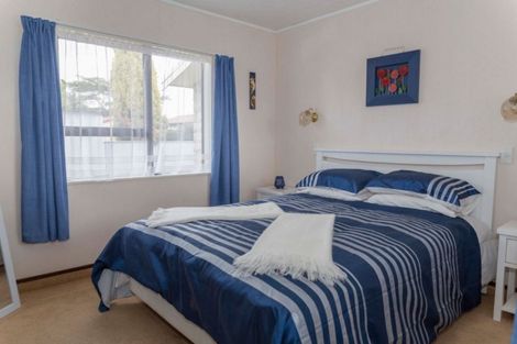 Photo of property in 44 Allardice Street, Dannevirke, 4930