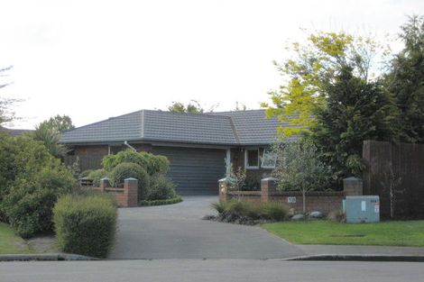 Photo of property in 18 Melford Close, Rangiora, 7400