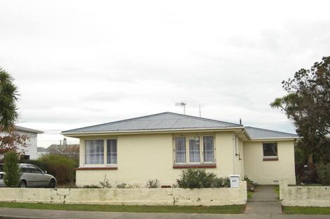 Photo of property in 210 Conyers Street, Strathern, Invercargill, 9812