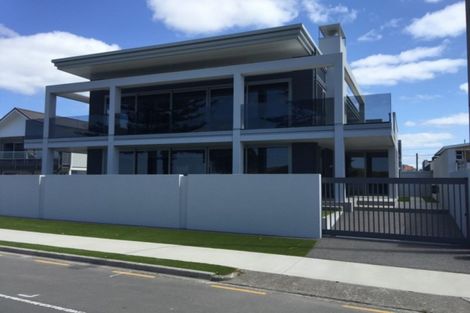 Photo of property in 82 Marine Parade, Mount Maunganui, 3116
