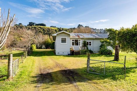 Photo of property in 73 Driver Street, Long Beach, Port Chalmers, 9081