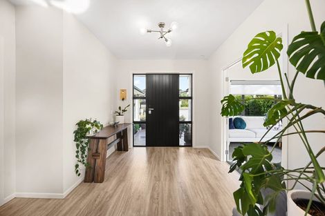 Photo of property in 8 Paiaka Place, Rototuna North, Hamilton, 3210