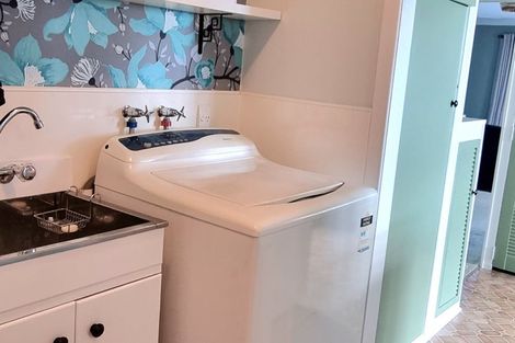 Photo of property in 108 Pipiroa Road, Ngatea, 3503