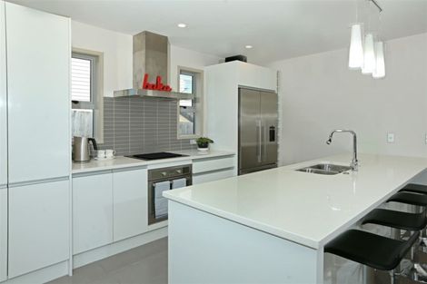 Photo of property in 15 Vino Cina Heights, Ranui, Auckland, 0612