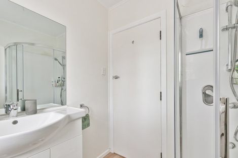 Photo of property in 9 Kowhai Street, Tawa, Wellington, 5028