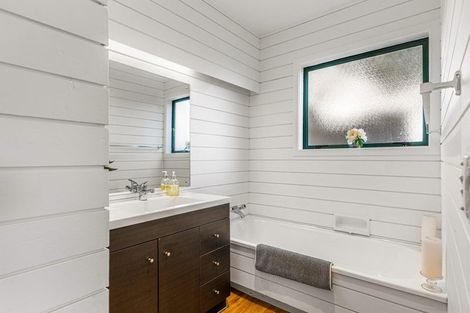 Photo of property in 3 Chilton Drive, Mairehau, Christchurch, 8052