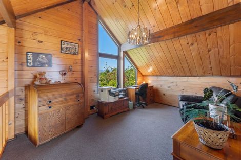 Photo of property in 13 Knights Grove, Otaki, 5512