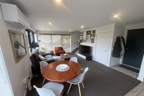 Photo of property in 5 Ara Patukawenga, Tawa, Wellington, 5028