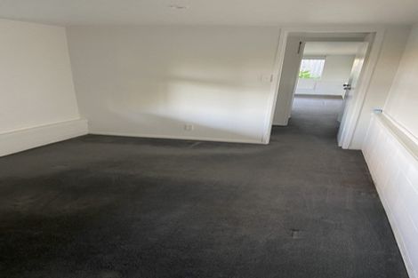 Photo of property in 1/26 Noeleen Street, Glenfield, Auckland, 0629