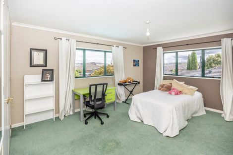 Photo of property in 19 Parkside Drive, Huntington, Hamilton, 3210