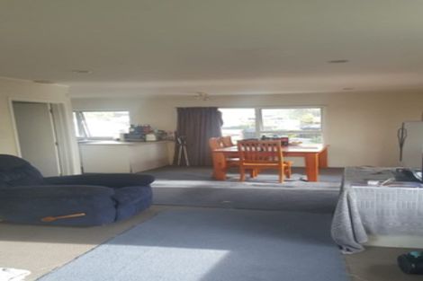Photo of property in 3/41 Mason Street, New Lynn, Auckland, 0600