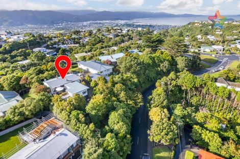 Photo of property in 54 Poto Road, Normandale, Lower Hutt, 5010