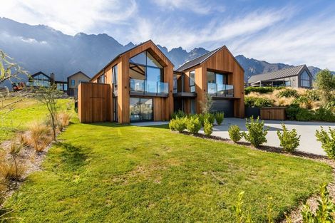 Photo of property in 19 Hackett Road, Jacks Point, Queenstown, 9371