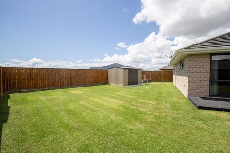 Photo of property in 18 Costello Drive, Ngatea, 3503