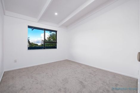 Photo of property in 25 Barberton Terrace, Red Hill, Papakura, 2110