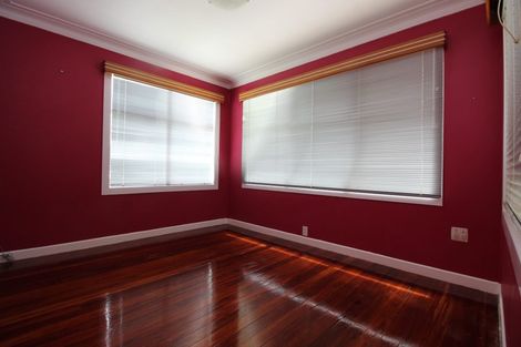 Photo of property in 1 Scott Avenue, Mangere Bridge, Auckland, 2022