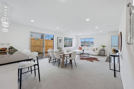 Photo of property in 17a Patons Road, Howick, Auckland, 2014