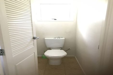 Photo of property in 67 Cedar Heights Avenue, Massey, Auckland, 0614