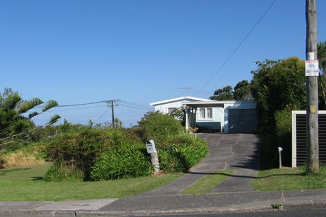Photo of property in 46 Killarney Avenue, Torbay, Auckland, 0630