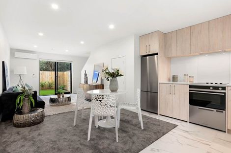 Photo of property in 8/137 Tirimoana Road, Te Atatu South, Auckland, 0602